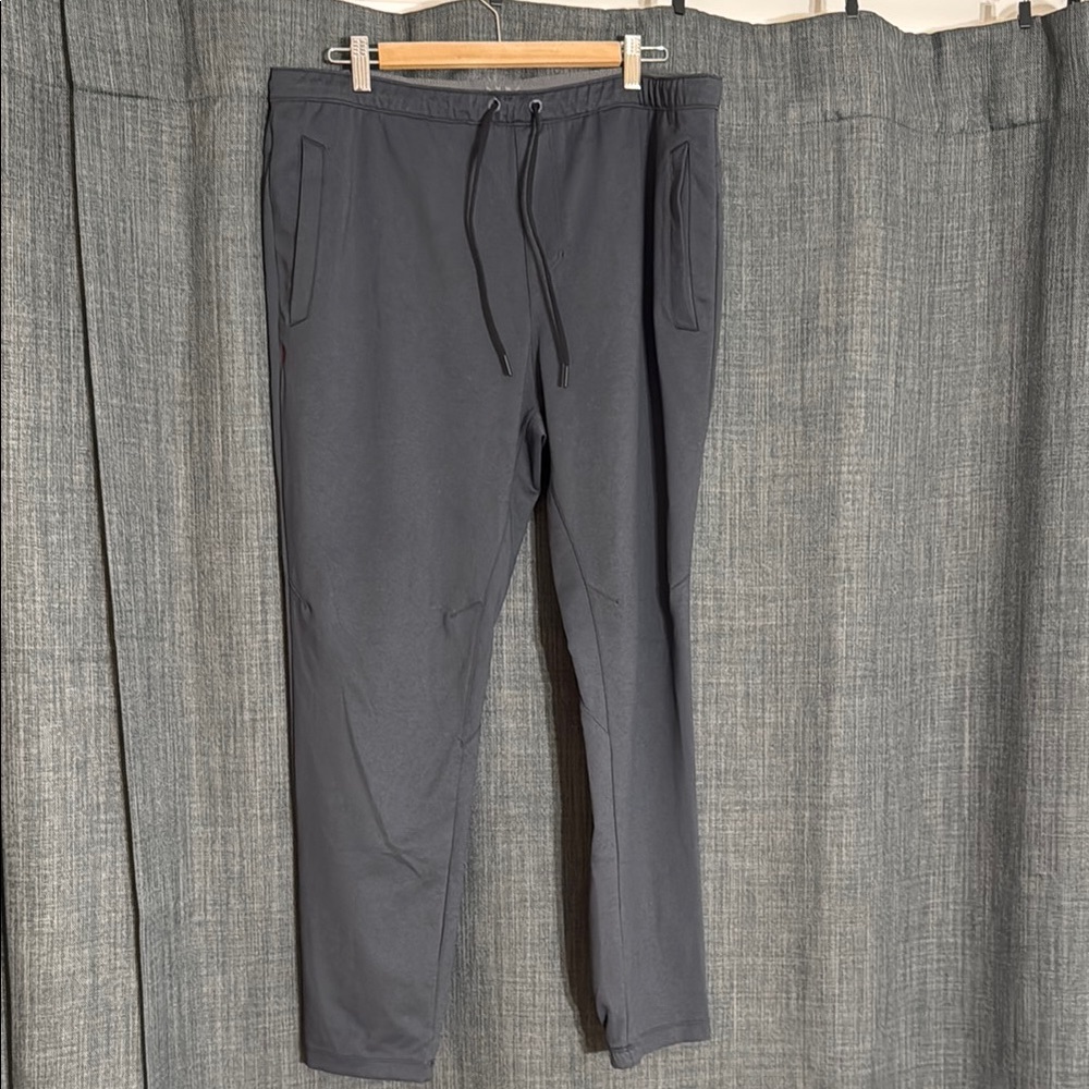Rhone Men's Black Pants